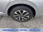 2024 Jetta Thumbnail 12