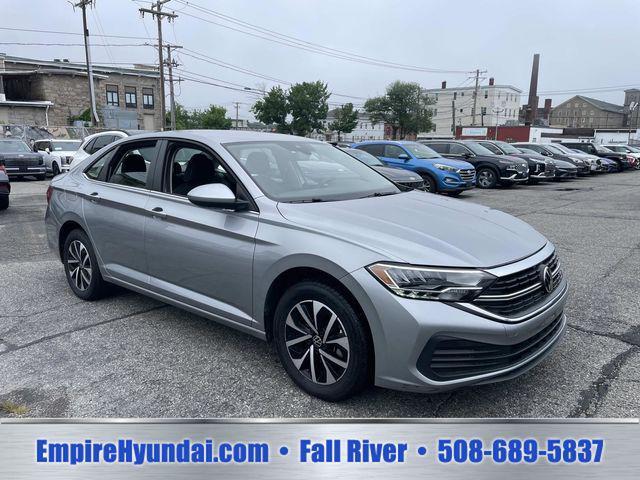 2024 Volkswagen Jetta - $16,590