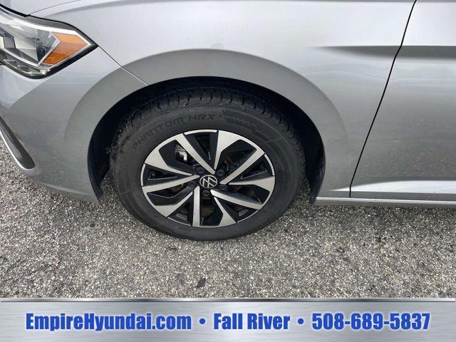 2024 Volkswagen Jetta - $16,590