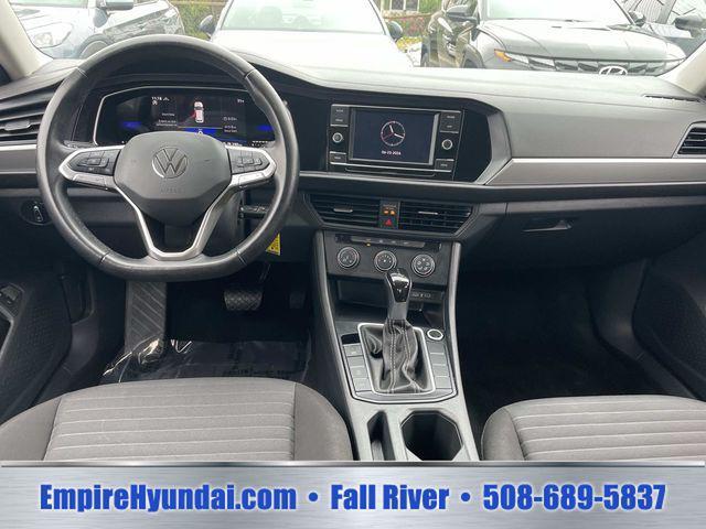 2024 Volkswagen Jetta - $16,590
