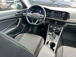 2024 Jetta Thumbnail 7