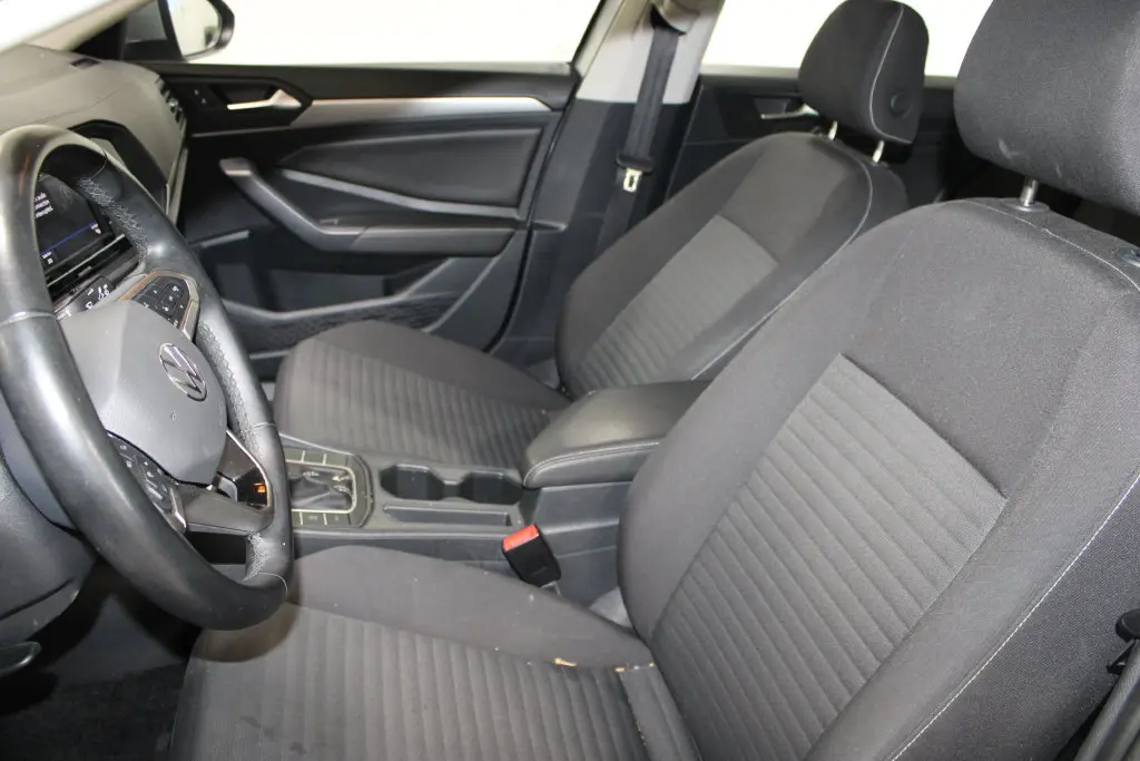 2024 Volkswagen Jetta - $17,478