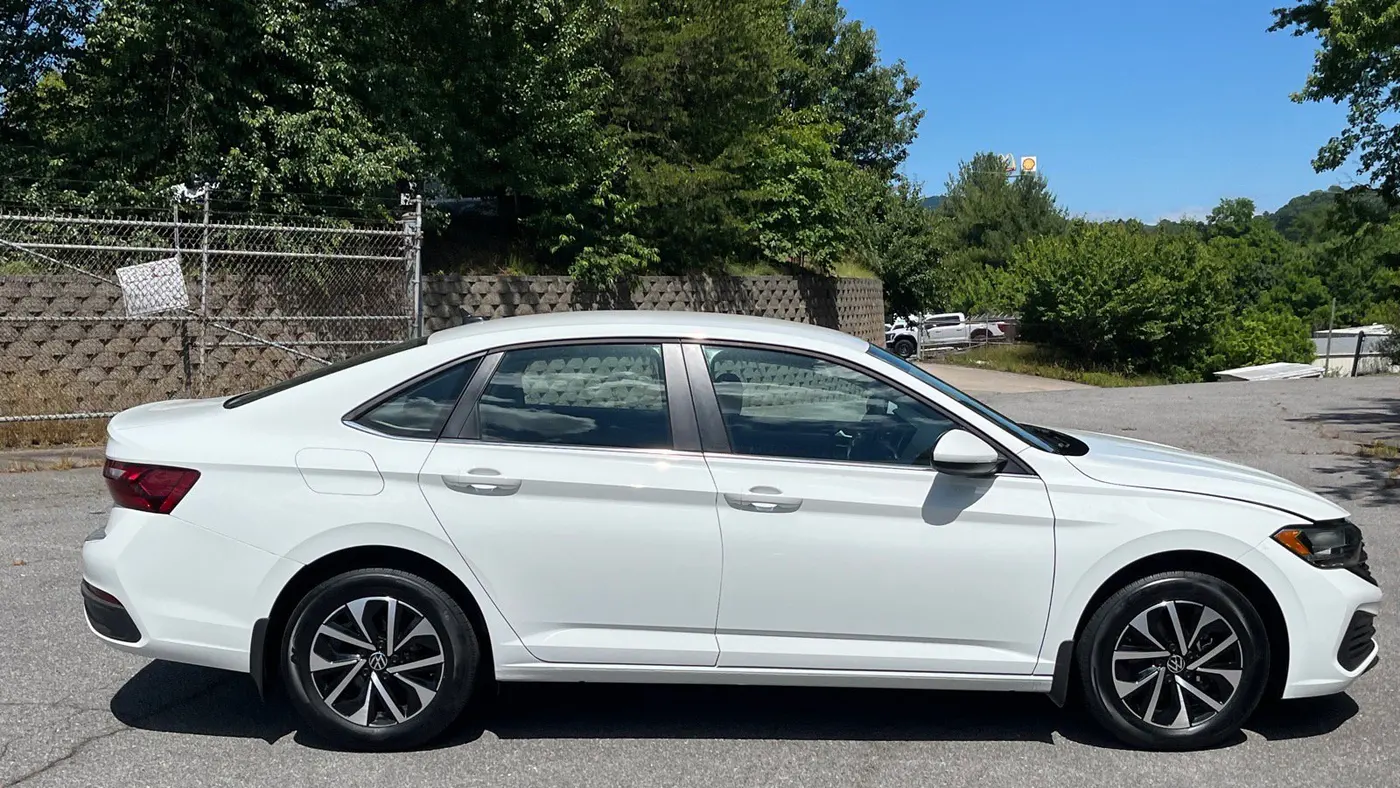 2024 Volkswagen Jetta S