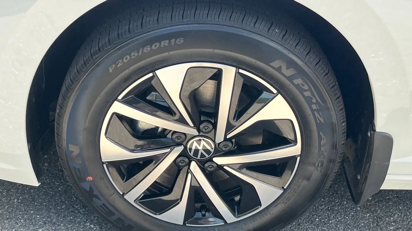 2024 Volkswagen Jetta S
