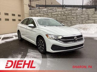2023 Volkswagen Jetta with Pure White Exterior
