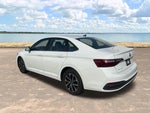 2024 Jetta Thumbnail 4