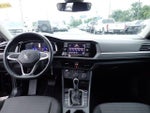 2024 Jetta Thumbnail 19