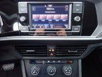 2024 Jetta Thumbnail 29