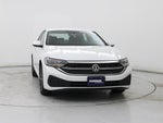 2024 Jetta Thumbnail 5