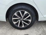 2024 Jetta Thumbnail 5