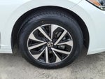 2024 Jetta Thumbnail 6
