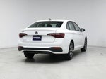 2024 Jetta Thumbnail 8