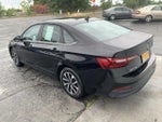2024 Jetta Thumbnail 5