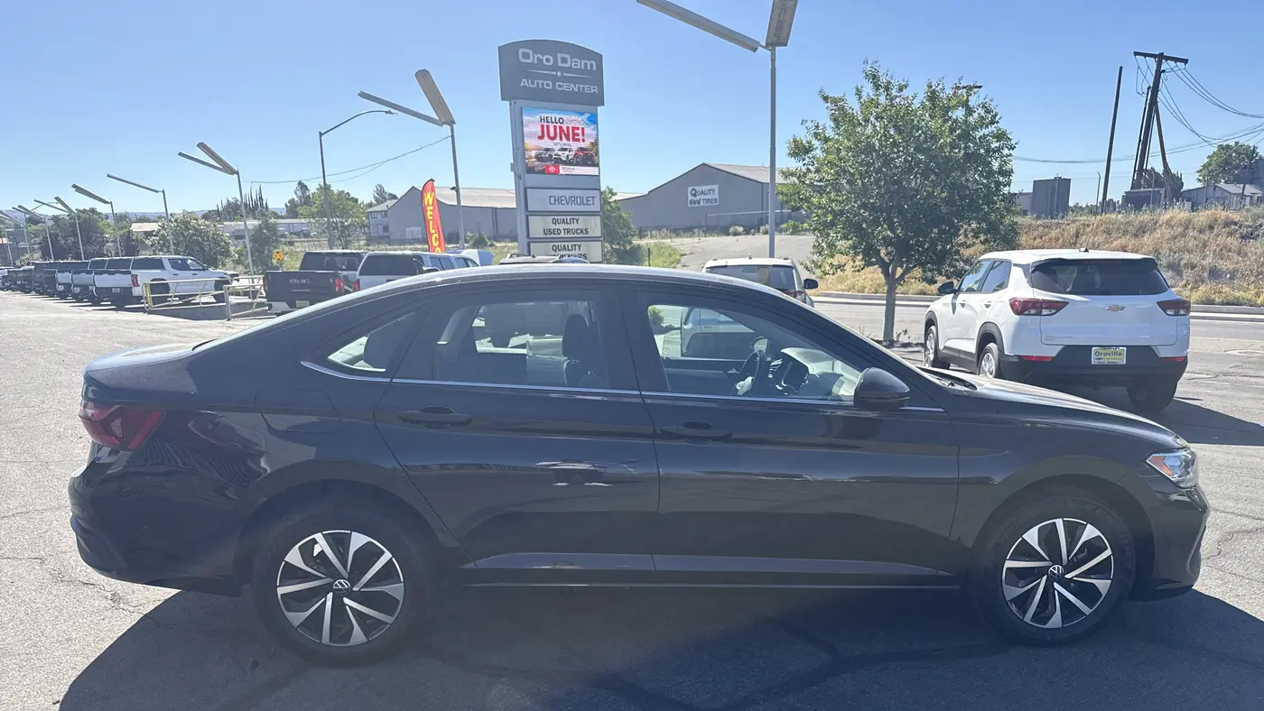 2024 Volkswagen Jetta S