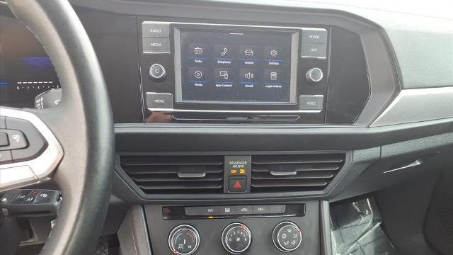 2024 Volkswagen Jetta S
