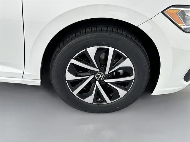 2024 Volkswagen Jetta - $17,499