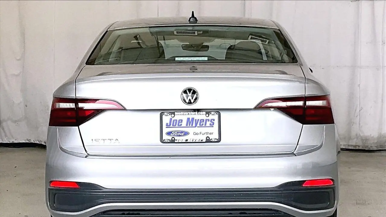 2024 Volkswagen Jetta S