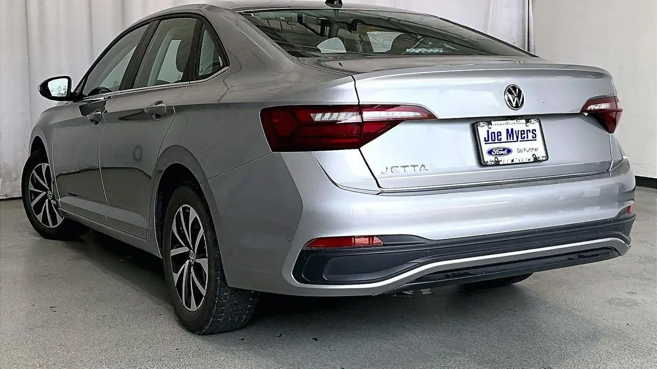 2024 Volkswagen Jetta S