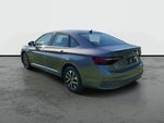 2024 Jetta Thumbnail 4