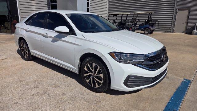2023 Volkswagen Jetta - $16,501