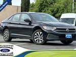2024 Jetta Thumbnail 1