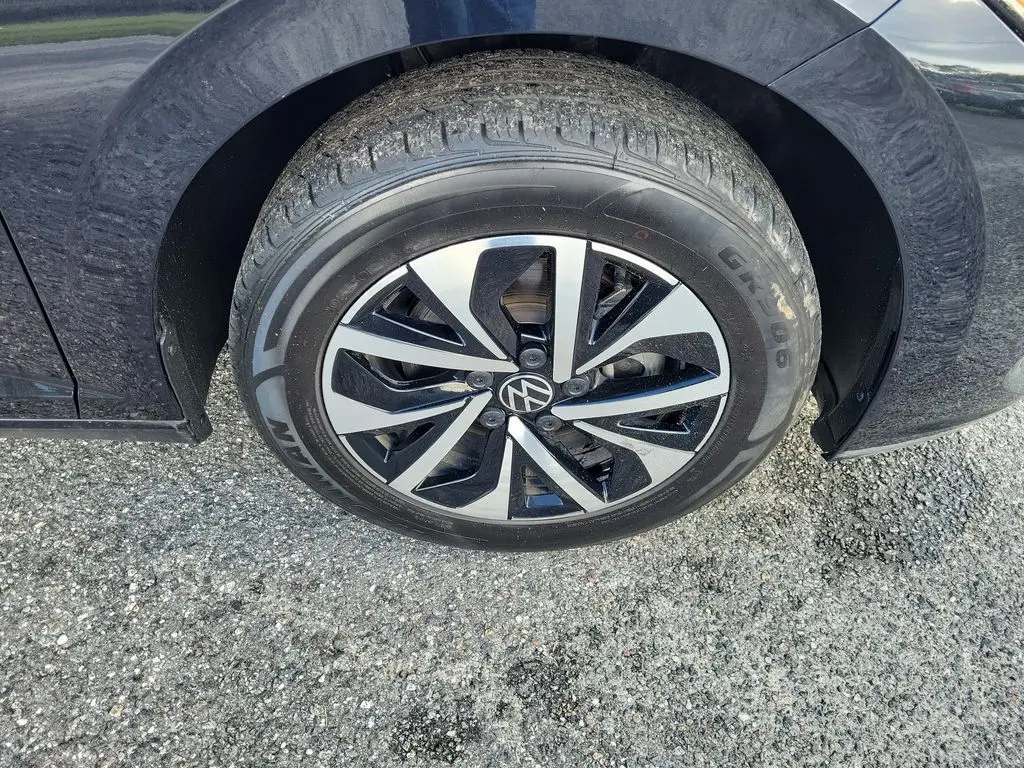 2024 Volkswagen Jetta - $17,582