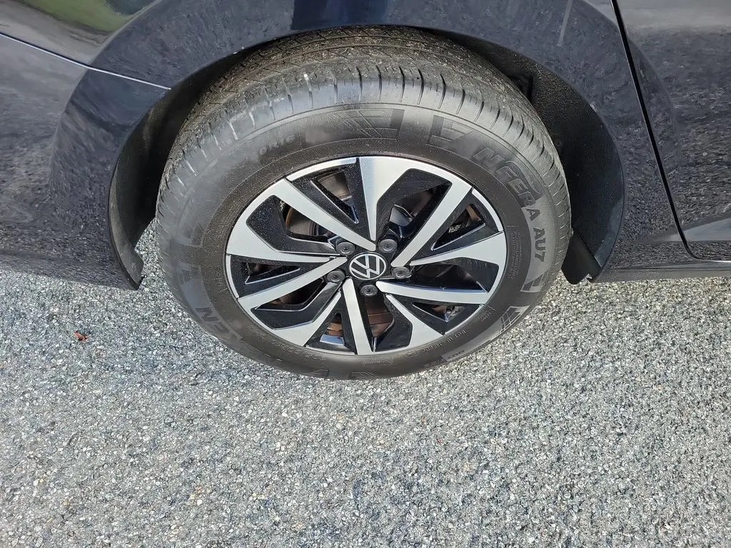 2024 Volkswagen Jetta - $17,582