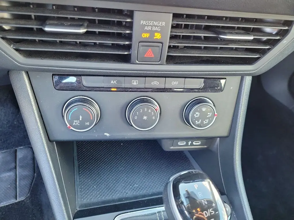 2024 Volkswagen Jetta - $17,582