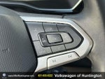 2023 Jetta Thumbnail 19