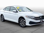 2023 Jetta Thumbnail 3