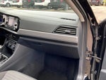 2024 Jetta Thumbnail 17