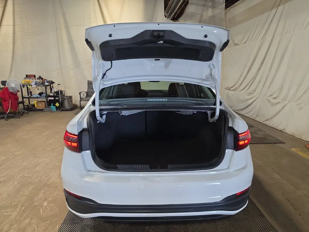 2024 Volkswagen Jetta - $17,281