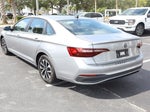 2024 Jetta Thumbnail 6