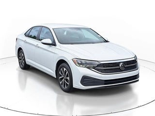 2023 Volkswagen Jetta with Pure White Exterior