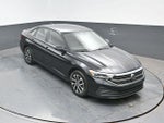 2024 Jetta Thumbnail 18