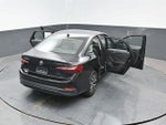 2024 Jetta Thumbnail 25