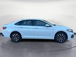2024 Jetta Thumbnail 5