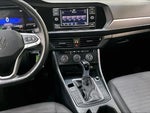 2024 Jetta Thumbnail 6