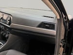 2024 Jetta Thumbnail 17