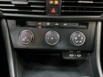2024 Jetta Thumbnail 30