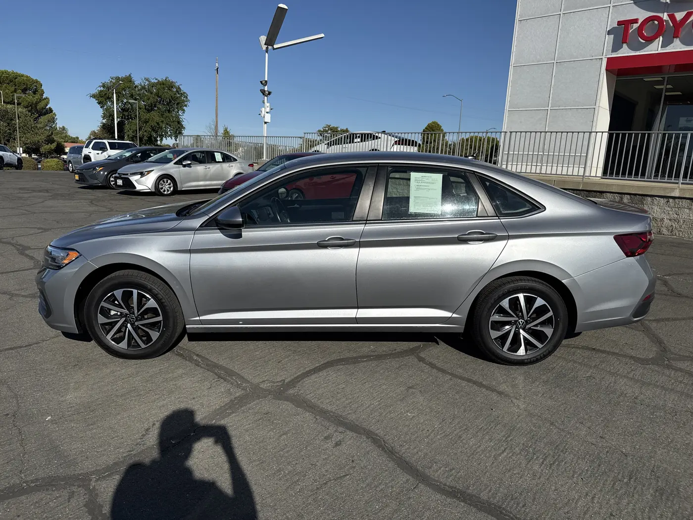 2024 Volkswagen Jetta - $17,495