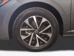 2024 Jetta Thumbnail 11