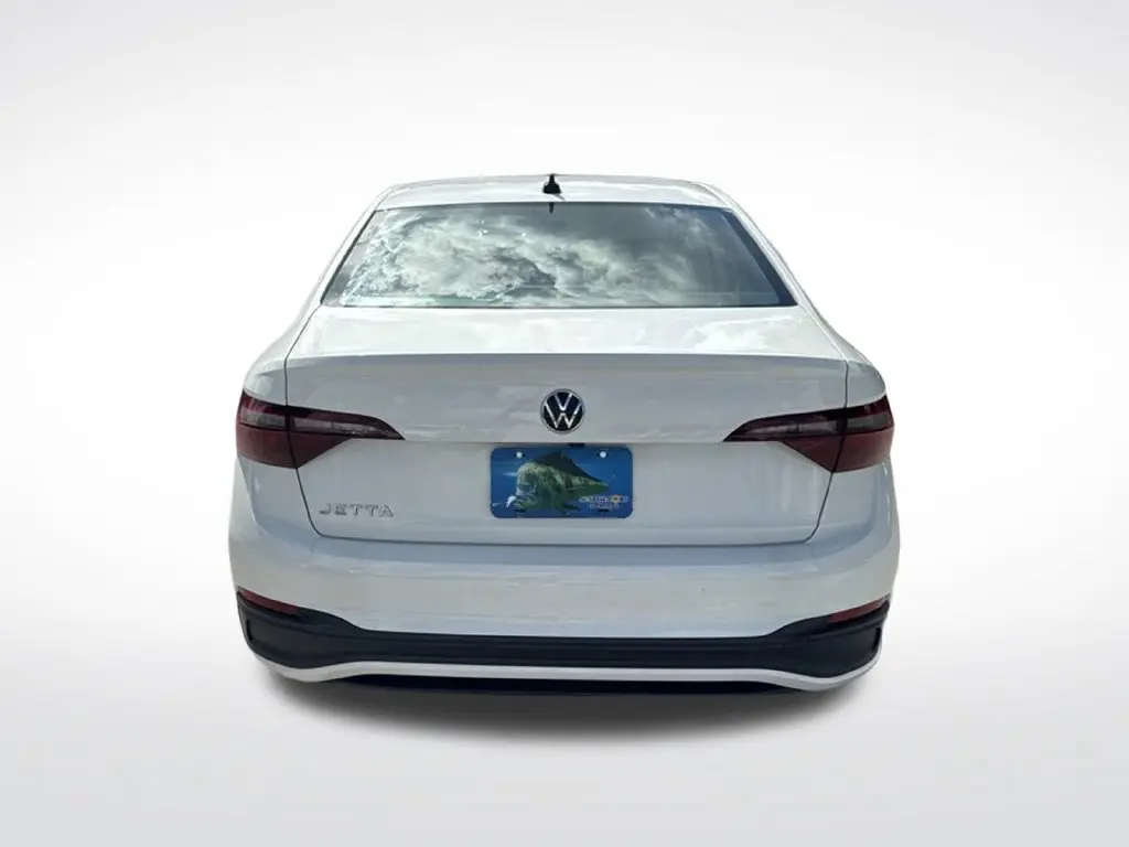 2023 Volkswagen Jetta - $15,997