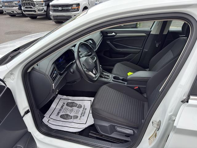 2024 Volkswagen Jetta - $16,916