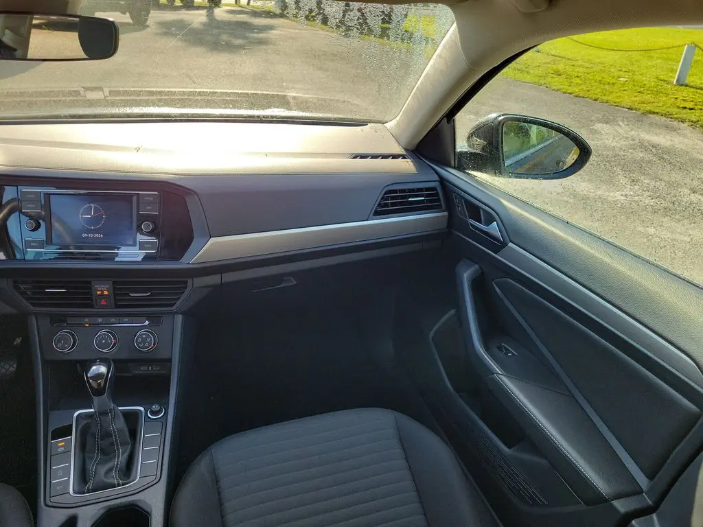 2024 Volkswagen Jetta - $17,663