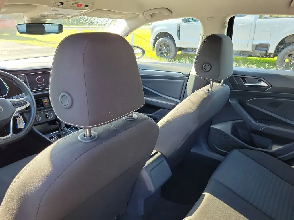 2024 Volkswagen Jetta - $17,663
