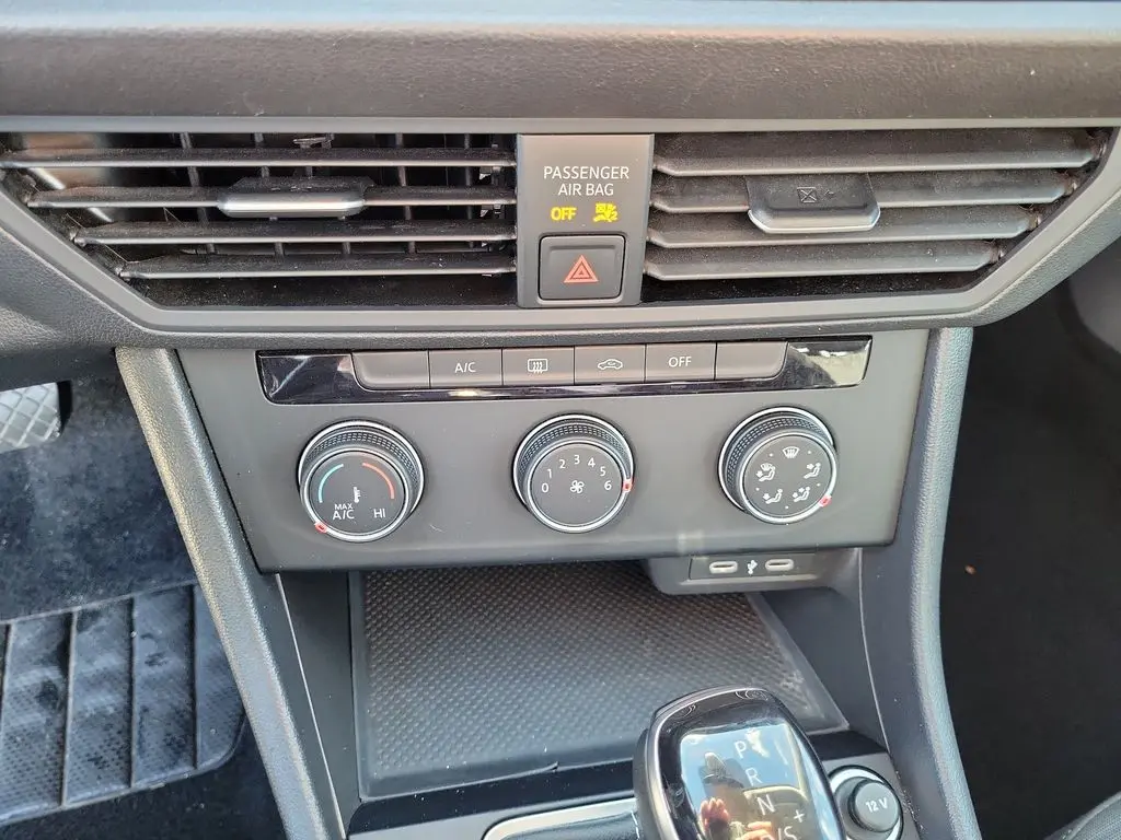 2024 Volkswagen Jetta - $17,663