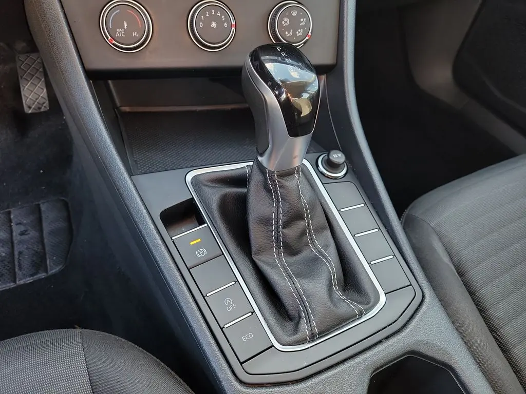 2024 Volkswagen Jetta - $17,663