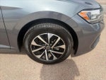 2024 Jetta Thumbnail 29