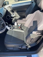 2013 Beetle Convertible Thumbnail 3